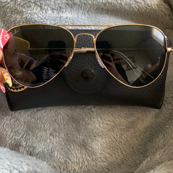 Ray-Ban Aviators - Picture 1 of 2